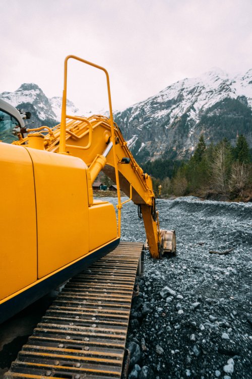 Travaux d'aménagements extérieurs avec Cabanel TP près de Saint-Pons-de-Thomières